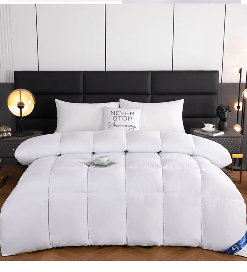 Hotel-Style Fluffy Comforter