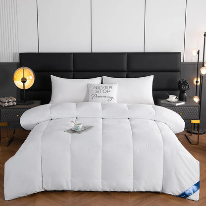 Hotel-Style Fluffy Comforter