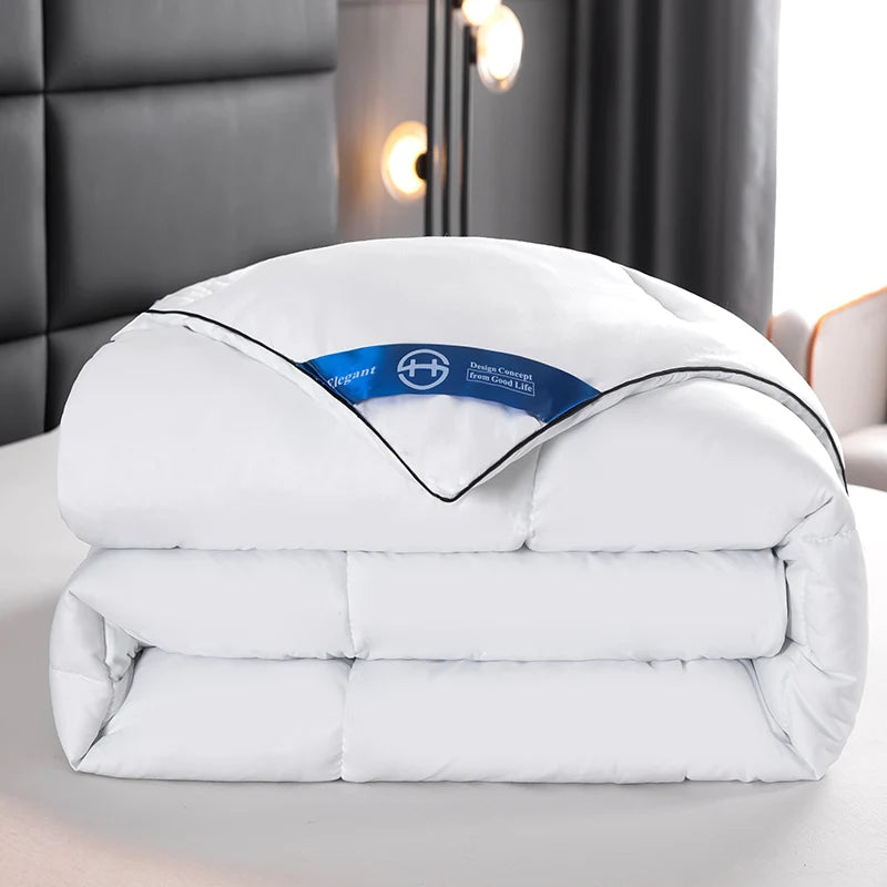 Hotel-Style Fluffy Comforter