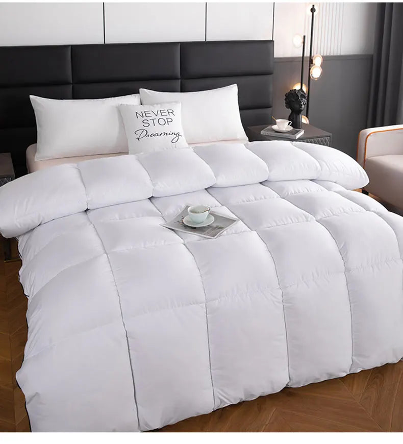 Hotel-Style Fluffy Comforter