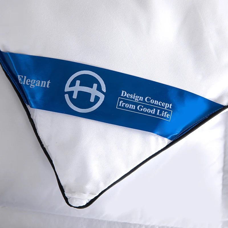 Hotel-Style Fluffy Comforter